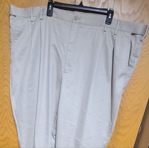 Izod khaki pants 52 x 32